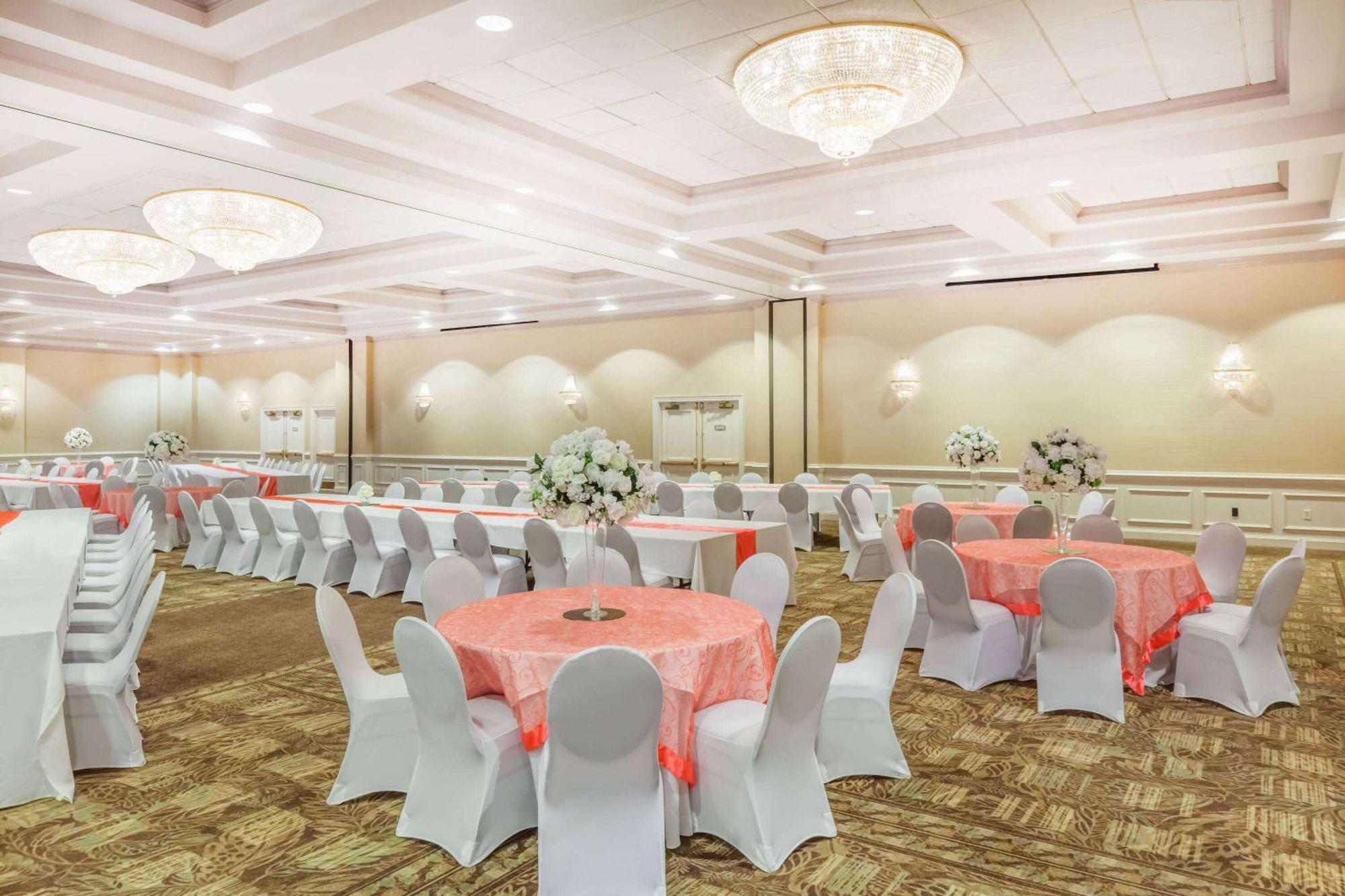 Wyndham Virginia Beach Oceanfront Екстериор снимка